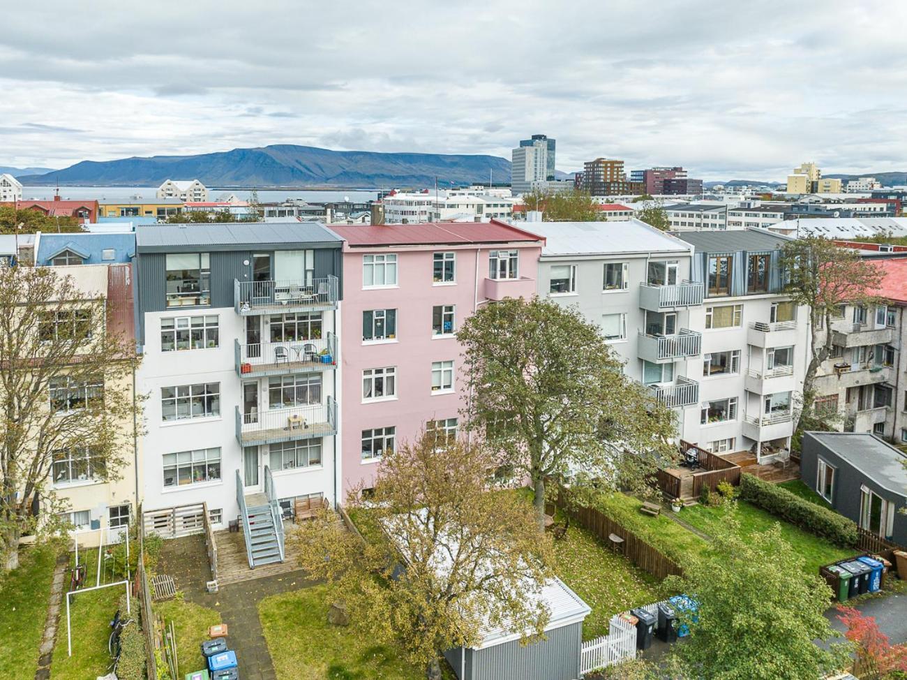 Feriehus Charming In Downtown - Birta *